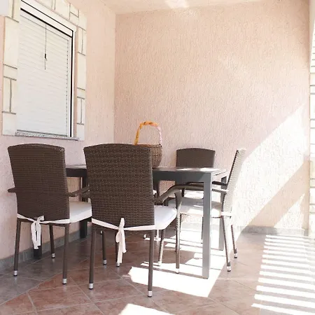 Apartament Almond