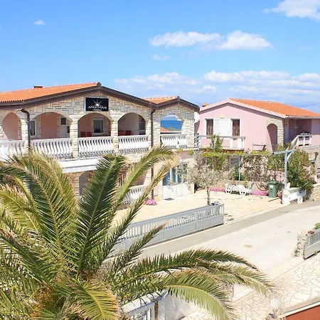 Apartament Almond